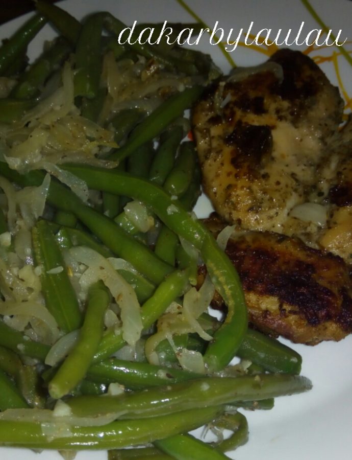 Blanc de poulet grillé au vin rouge
